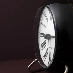 Arne Jacobsen Roman Bordur Ø11 cm hvid/sort | Køb her