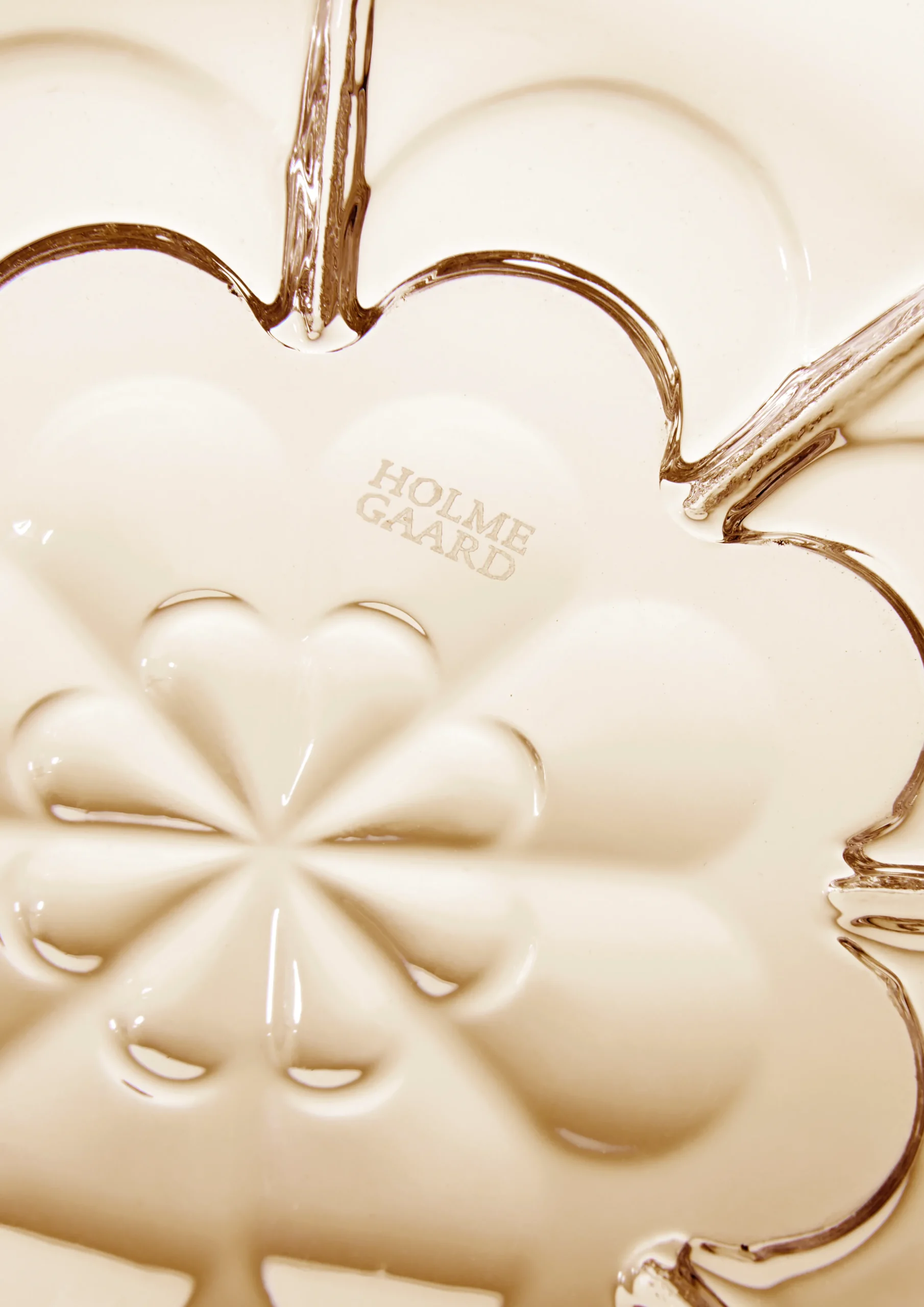 Holmegaard Skål Ø23 cm i brun fra serien Lily | Køb her