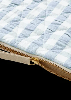 JUNA Bæk&Bølge Dalila Toiletbag 20x14 cm Lys blå/Hvid