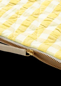 JUNA Bæk&Bølge Dalila Toiletbag 20x14 cm gul/hvid | Køb her