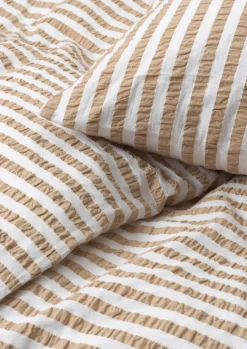 JUNA Bæk&Bølge Lines Sengetøj 150x210cm sand/hvid - Køb her