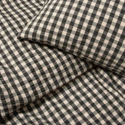 JUNA Bæk&Bølge Sengetøj 140x200 cm sort/sand DK | Køb her