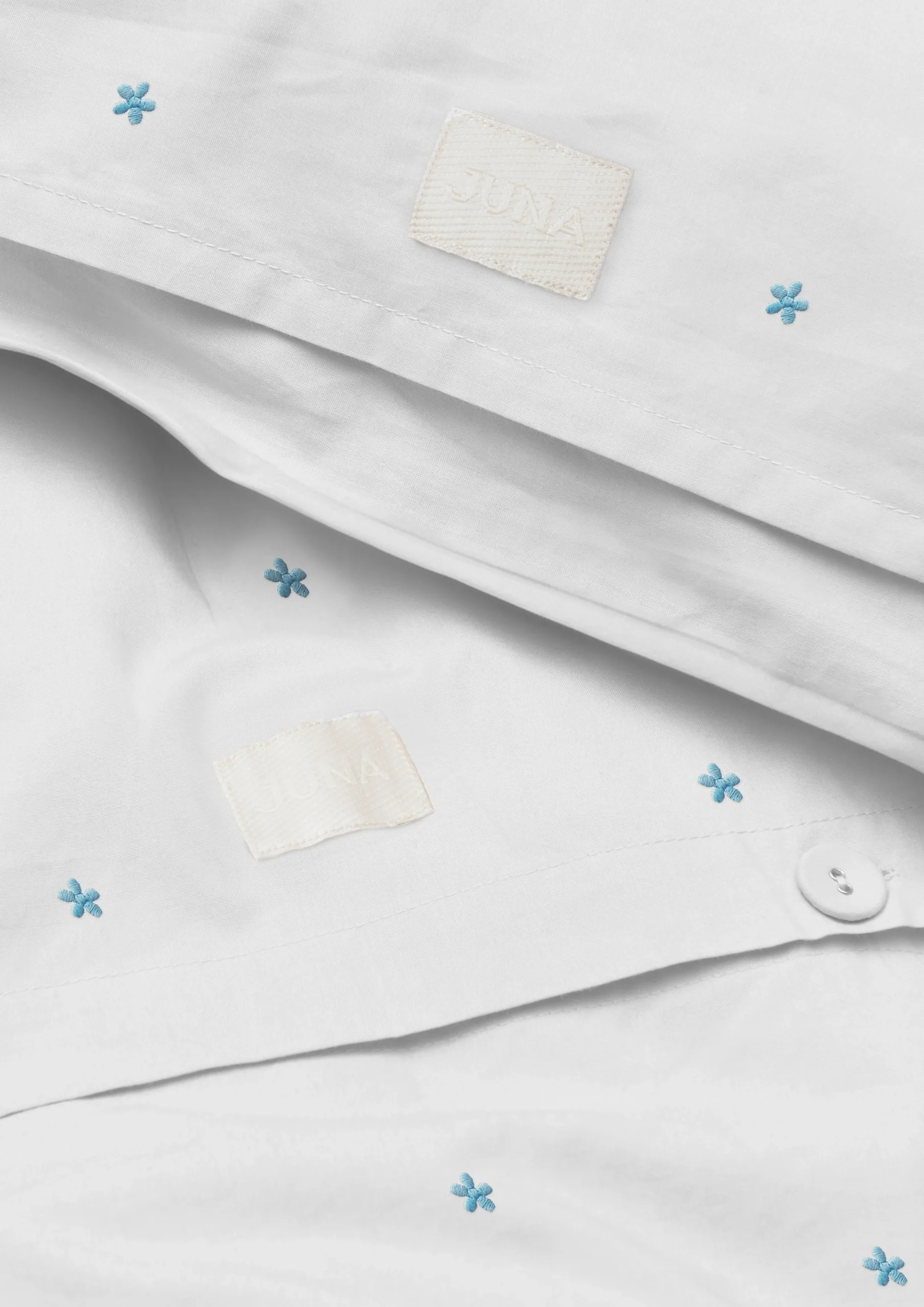 JUNA Sengetøj 200x220 cm i hvid fra serien Daisy | Køb her