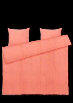 JUNA Sengetøj 200x220 cm i rosa fra serien Bæk&Bølge