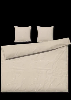 JUNA Sengetøj 220x220 cm i sand fra serien Daisy | Køb her