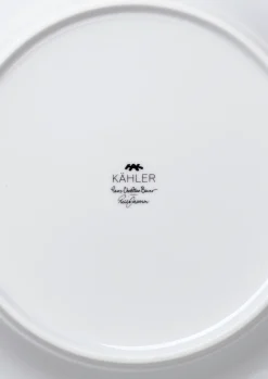 Kähler Hammershøi Poppy Tallerken hvid m. deko | Køb her