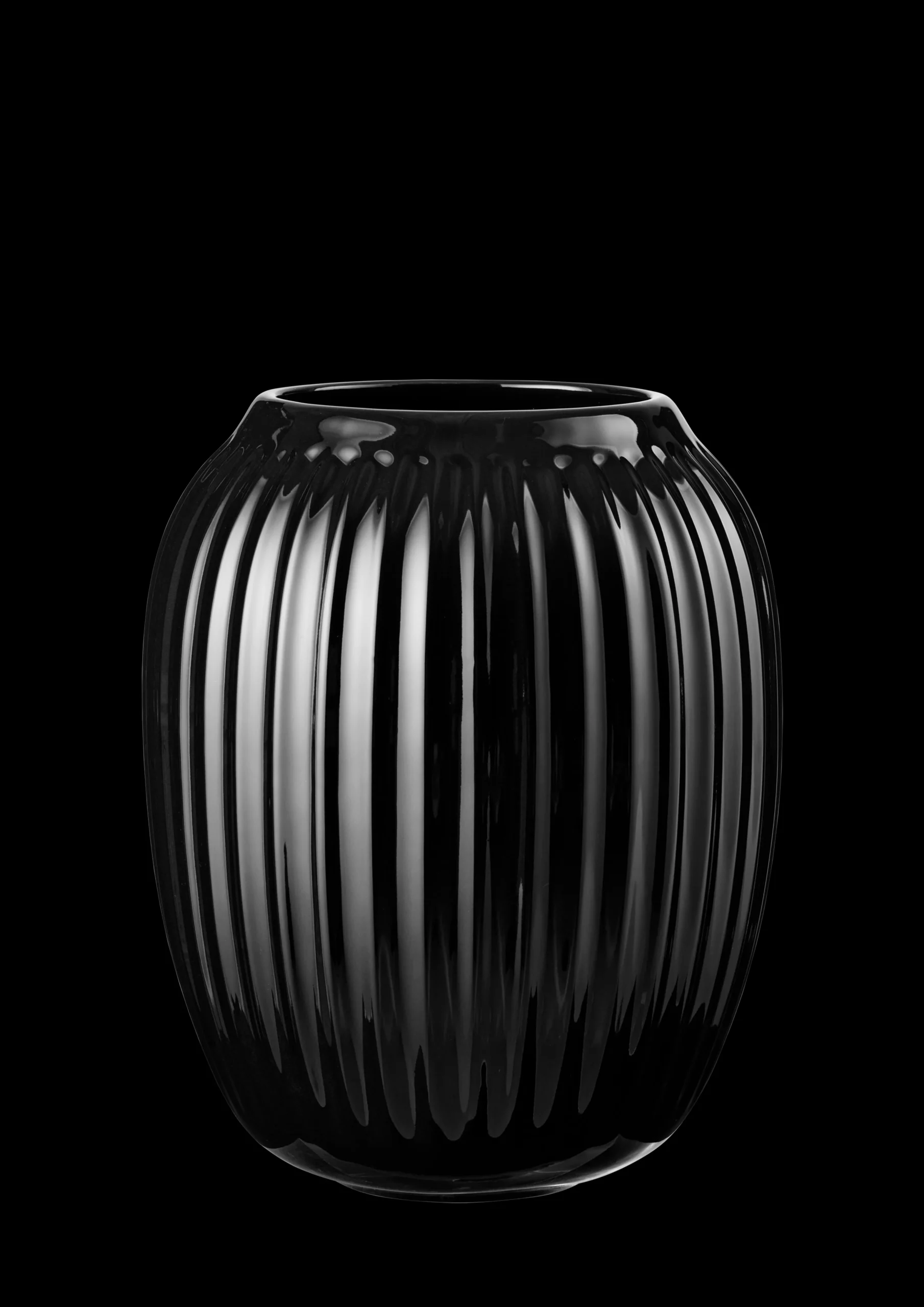 Kähler Hammershøi Vase H21 cm sort | Køb på Rosendahl.com