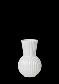 Lyngby Porcelæn Lyngby Tura Vase H18 hvid porcelæn | Køb her