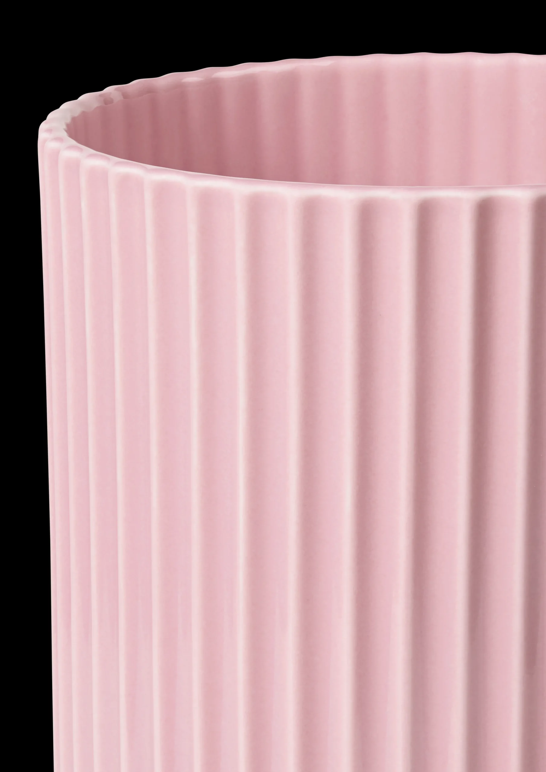 Lyngby Porcelæn Lyngby Vase H25 cm rosa porcelæn | Køb nu