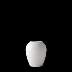 Lyngby Porcelæn Rhombe Vase H16.5 hvid porcelæn | Køb her